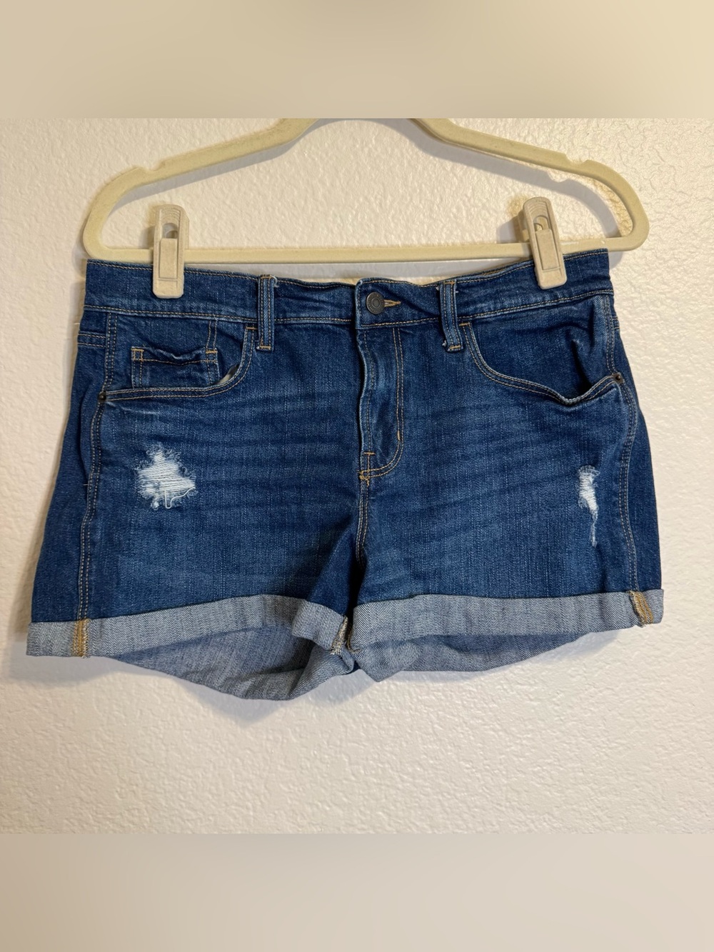 Old Navy Dark Blue Distressed Rolled-Hem Cuffed Denim Shorts - 8